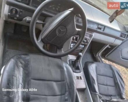 Мерседес 190, об'ємом двигуна 0 л та пробігом 228 тис. км за 1500 $, фото 4 на Automoto.ua