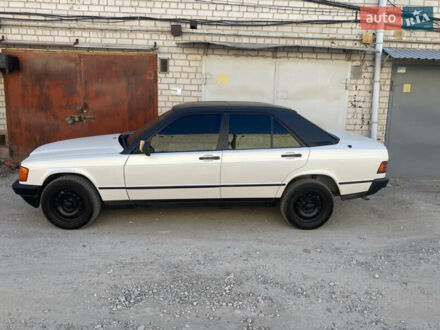 Мерседес 190 1985 у Дніпро (Дніпропетровську) на Automoto.ua Мерседес 190, об'ємом двигуна 0 л та пробігом 350 тис. км за 2300 $, фото 1 на Automoto.ua