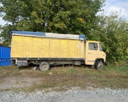 Желтый Мерседес 190, объемом двигателя 3.8 л и пробегом 2 тыс. км за 2500 $, фото 2 на Automoto.ua