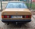 Жовтий Мерседес 190, об'ємом двигуна 2 л та пробігом 355 тис. км за 1800 $, фото 8 на Automoto.ua