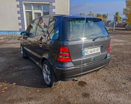 Серый Мерседес 190, объемом двигателя 1.9 л и пробегом 176 тыс. км за 2950 $, фото 1 на Automoto.ua