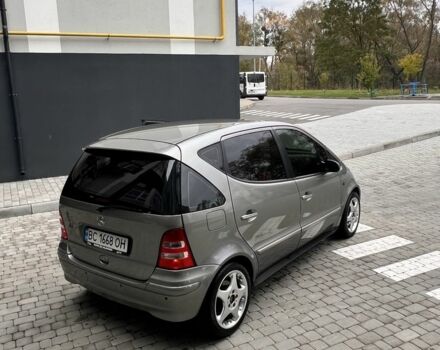 Сірий Мерседес 190, об'ємом двигуна 1.9 л та пробігом 206 тис. км за 4500 $, фото 6 на Automoto.ua