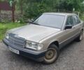 Сірий Мерседес 190, об'ємом двигуна 2 л та пробігом 111 тис. км за 2200 $, фото 1 на Automoto.ua