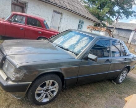 Сірий Мерседес 190, об'ємом двигуна 2 л та пробігом 100 тис. км за 1426 $, фото 2 на Automoto.ua