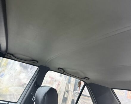 Сірий Мерседес 190, об'ємом двигуна 2 л та пробігом 1 тис. км за 2902 $, фото 4 на Automoto.ua