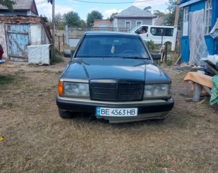Сірий Мерседес 190, об'ємом двигуна 2 л та пробігом 100 тис. км за 1426 $, фото 3 на Automoto.ua