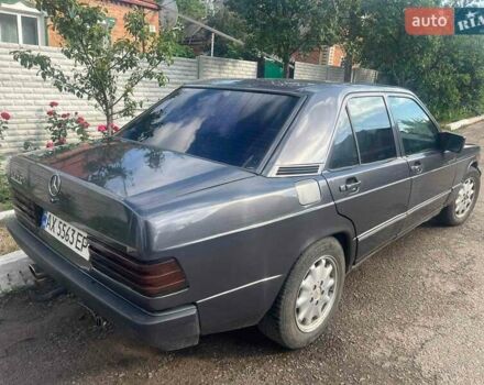Серый Мерседес 190, объемом двигателя 2.3 л и пробегом 362 тыс. км за 2200 $, фото 3 на Automoto.ua