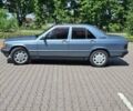 Серый Мерседес 190, объемом двигателя 2 л и пробегом 670 тыс. км за 2200 $, фото 1 на Automoto.ua