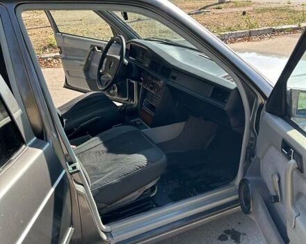 Сірий Мерседес 190, об'ємом двигуна 2.5 л та пробігом 275 тис. км за 5500 $, фото 12 на Automoto.ua