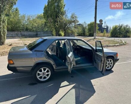 Сірий Мерседес 190, об'ємом двигуна 2.5 л та пробігом 275 тис. км за 5500 $, фото 16 на Automoto.ua