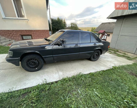 Серый Мерседес 190, объемом двигателя 2 л и пробегом 40 тыс. км за 2300 $, фото 1 на Automoto.ua
