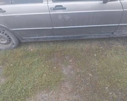 Сірий Мерседес 190, об'ємом двигуна 2 л та пробігом 490 тис. км за 550 $, фото 6 на Automoto.ua