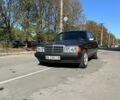 Серый Мерседес 190, объемом двигателя 2.5 л и пробегом 275 тыс. км за 6000 $, фото 2 на Automoto.ua