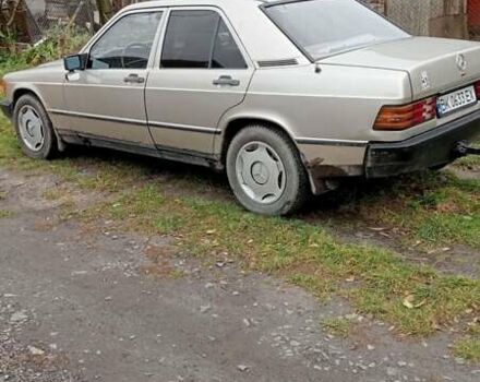 Серый Мерседес 190, объемом двигателя 2 л и пробегом 460 тыс. км за 1700 $, фото 1 на Automoto.ua
