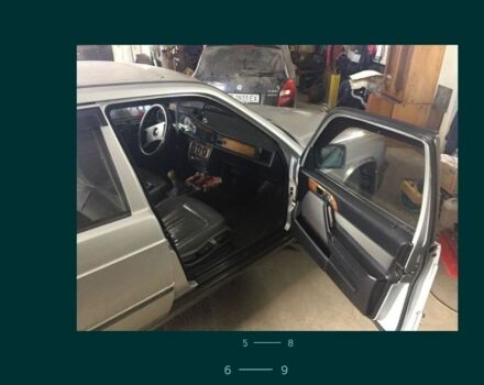 Сірий Мерседес 190, об'ємом двигуна 2.3 л та пробігом 286 тис. км за 2300 $, фото 4 на Automoto.ua