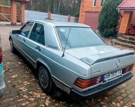 Сірий Мерседес 190, об'ємом двигуна 2.3 л та пробігом 450 тис. км за 1184 $, фото 6 на Automoto.ua