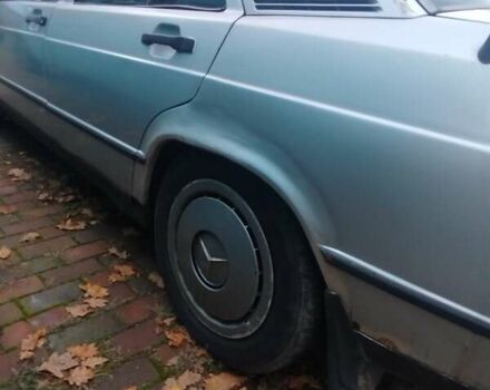 Сірий Мерседес 190, об'ємом двигуна 2.3 л та пробігом 450 тис. км за 1184 $, фото 3 на Automoto.ua