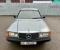 Серый Мерседес 190, объемом двигателя 2.3 л и пробегом 317 тыс. км за 1200 $, фото 7 на Automoto.ua