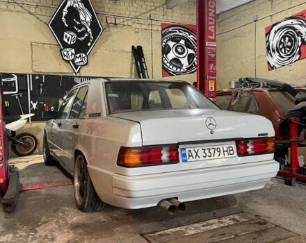 Серый Мерседес 190, объемом двигателя 2 л и пробегом 200 тыс. км за 5500 $, фото 2 на Automoto.ua