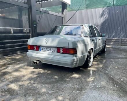 Серый Мерседес 190, объемом двигателя 2 л и пробегом 200 тыс. км за 5500 $, фото 1 на Automoto.ua