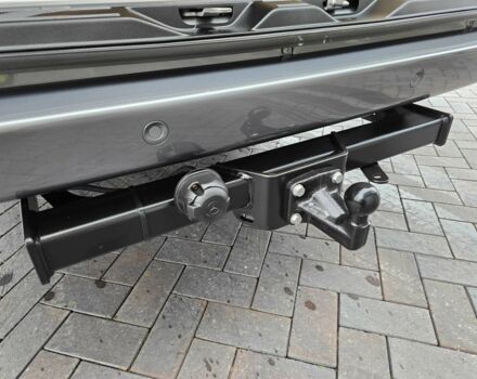 Серый Мерседес 190, объемом двигателя 3 л и пробегом 1 тыс. км за 122447 $, фото 16 на Automoto.ua