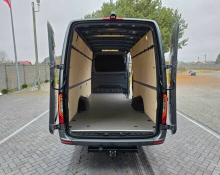 Серый Мерседес 190, объемом двигателя 3 л и пробегом 1 тыс. км за 122447 $, фото 8 на Automoto.ua