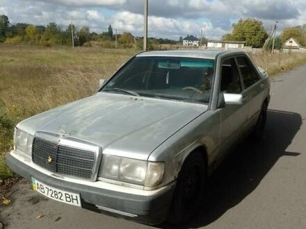 Серый Мерседес 190, объемом двигателя 2 л и пробегом 402 тыс. км за 950 $, фото 1 на Automoto.ua