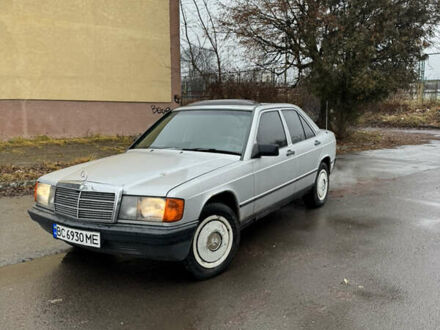Серый Мерседес 190, объемом двигателя 2 л и пробегом 310 тыс. км за 2700 $, фото 1 на Automoto.ua