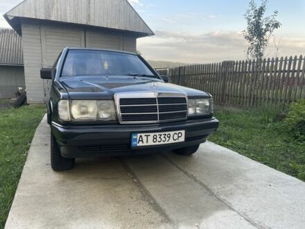 Серый Мерседес 190, объемом двигателя 2 л и пробегом 40 тыс. км за 2100 $, фото 1 на Automoto.ua