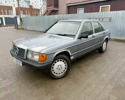 Серый Мерседес 190, объемом двигателя 2.3 л и пробегом 317 тыс. км за 1200 $, фото 1 на Automoto.ua