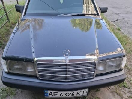Мерседес 190 1990 в Днепре (Днепропетровске) на Automoto.ua Серый Мерседес 190, объемом двигателя 2 л и пробегом 300 тыс. км за 2600 $, фото 1 на Automoto.ua