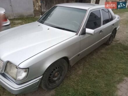 Мерседес 190 1993 у Долине на Automoto.ua Сірий Мерседес 190, об'ємом двигуна 2.5 л та пробігом 400 тис. км за 2500 $, фото 1 на Automoto.ua