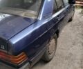 Синий Мерседес 190, объемом двигателя 2 л и пробегом 500 тыс. км за 1200 $, фото 3 на Automoto.ua