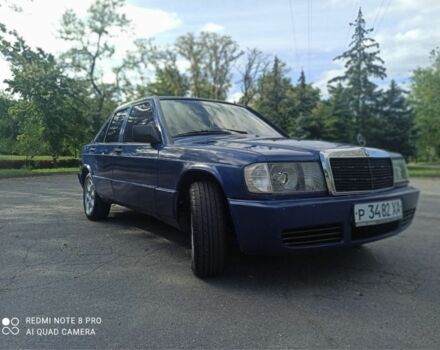 Синий Мерседес 190, объемом двигателя 2 л и пробегом 505 тыс. км за 1350 $, фото 4 на Automoto.ua