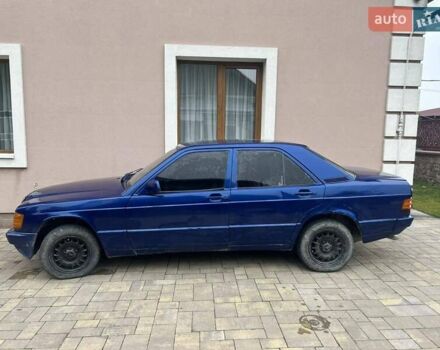 Синий Мерседес 190, объемом двигателя 2 л и пробегом 377 тыс. км за 1200 $, фото 8 на Automoto.ua