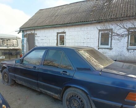 Синий Мерседес 190, объемом двигателя 2 л и пробегом 100 тыс. км за 1500 $, фото 8 на Automoto.ua