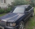Синий Мерседес 190, объемом двигателя 2 л и пробегом 400 тыс. км за 1300 $, фото 1 на Automoto.ua