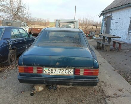 Синий Мерседес 190, объемом двигателя 2 л и пробегом 100 тыс. км за 1500 $, фото 7 на Automoto.ua