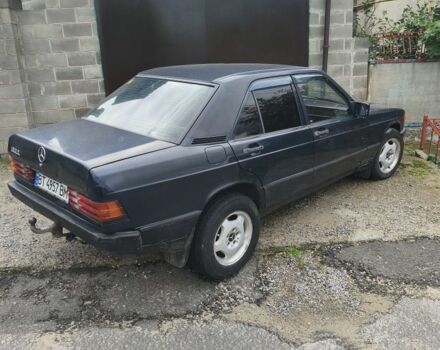 Синий Мерседес 190, объемом двигателя 2 л и пробегом 384 тыс. км за 1600 $, фото 1 на Automoto.ua