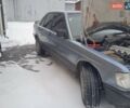Синий Мерседес 190, объемом двигателя 1.98 л и пробегом 300 тыс. км за 1400 $, фото 3 на Automoto.ua
