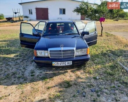 Синий Мерседес 190, объемом двигателя 2 л и пробегом 250 тыс. км за 2100 $, фото 6 на Automoto.ua