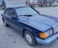 Синий Мерседес 190, объемом двигателя 2 л и пробегом 300 тыс. км за 1500 $, фото 3 на Automoto.ua