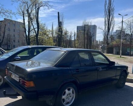 Синій Мерседес 190, об'ємом двигуна 2 л та пробігом 377 тис. км за 1300 $, фото 2 на Automoto.ua