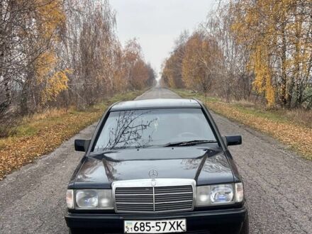 Синій Мерседес 190, об'ємом двигуна 2 л та пробігом 360 тис. км за 1900 $, фото 1 на Automoto.ua