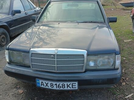 Мерседес 190 1987 в Кривом Роге на Automoto.ua Синий Мерседес 190, объемом двигателя 2 л и пробегом 100 тыс. км за 1500 $, фото 1 на Automoto.ua