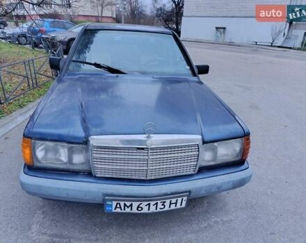 Синий Мерседес 190, объемом двигателя 2 л и пробегом 300 тыс. км за 1600 $, фото 1 на Automoto.ua