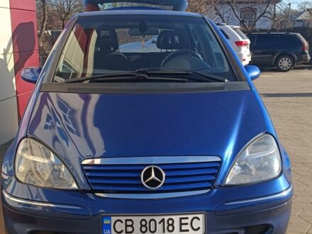 Синій Мерседес 190, об'ємом двигуна 1.6 л та пробігом 190 тис. км за 4400 $, фото 1 на Automoto.ua