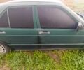 Зеленый Мерседес 190, объемом двигателя 2 л и пробегом 100 тыс. км за 500 $, фото 2 на Automoto.ua