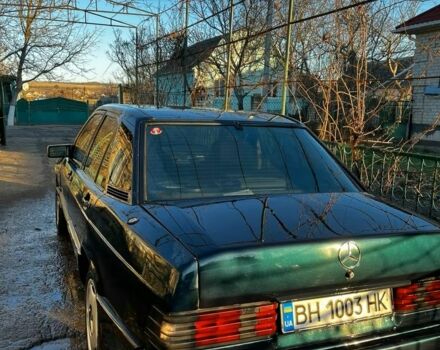 Зеленый Мерседес 190, объемом двигателя 2 л и пробегом 400 тыс. км за 2500 $, фото 5 на Automoto.ua