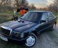 Зеленый Мерседес 190, объемом двигателя 2 л и пробегом 400 тыс. км за 2500 $, фото 3 на Automoto.ua